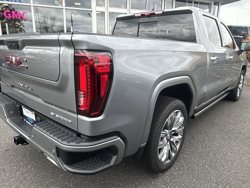 New 2026 GMC Sierra 1500 Denali w/ Denali Reserve Package image 9