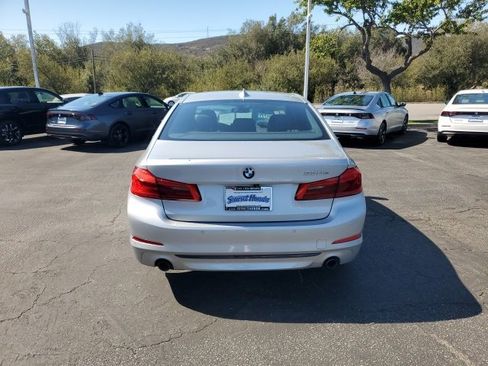 Used 2018 BMW 530e w/ Premium Package 2 image 9