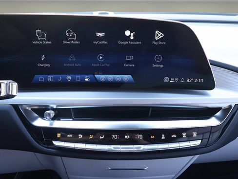 New 2026 Cadillac Lyriq Sport RWD image 24