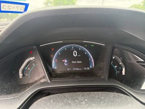 Used 2019 Honda Civic LX image 2
