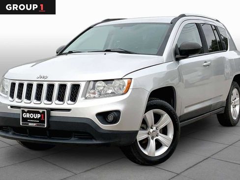 Used 2012 Jeep Compass Sport FWD image 1