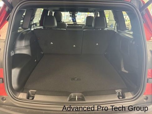 New 2026 Jeep Cherokee Overland w/ Advanced Pro Tech Group AWD/4WD image 24