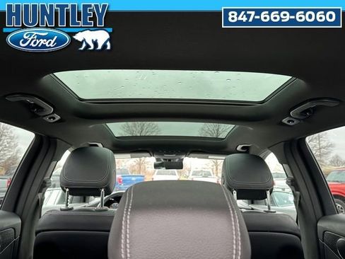 Used 2022 Mercedes-Benz GLC 300 4MATIC image 12