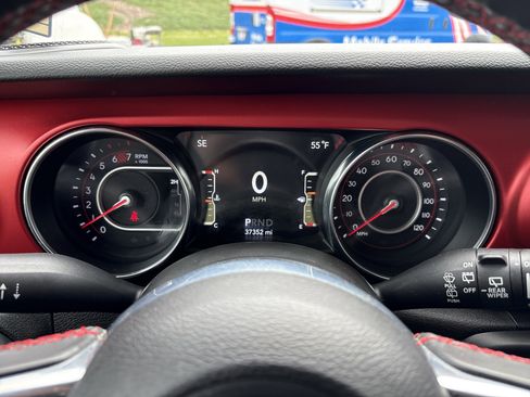 Certified 2022 Jeep Wrangler Rubicon w/ Cold Weather Group image 24