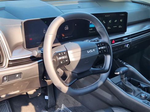 New 2026 Kia Sorento S w/ S Panoramic Sunroof Package image 2