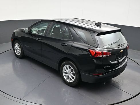 Used 2024 Chevrolet Equinox LS FWD image 21