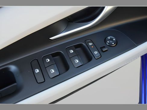New 2026 Hyundai Elantra Limited FWD image 16