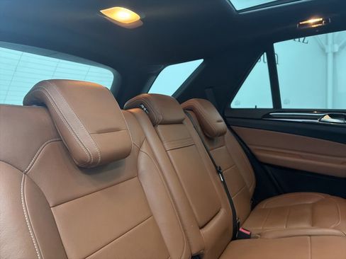 Used 2016 Mercedes-Benz GLE 350 image 23