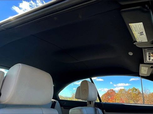 Used 2013 BMW 328i Convertible image 16