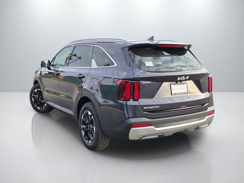 New 2026 Kia Sorento S w/ S Panoramic Sunroof Package FWD image 8