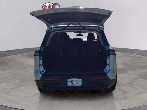 Certified 2024 Nissan Pathfinder SV FWD image 19