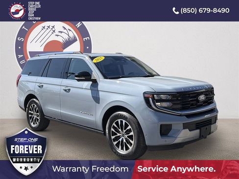 Used 2025 Ford Expedition Platinum image 1