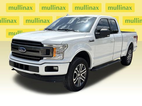 Used 2018 Ford F150 XLT w/ Equipment Group 302A Luxury AWD/4WD image 12
