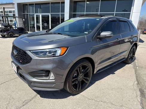 Used 2024 Ford Edge ST w/ Equipment Group 401A image 3