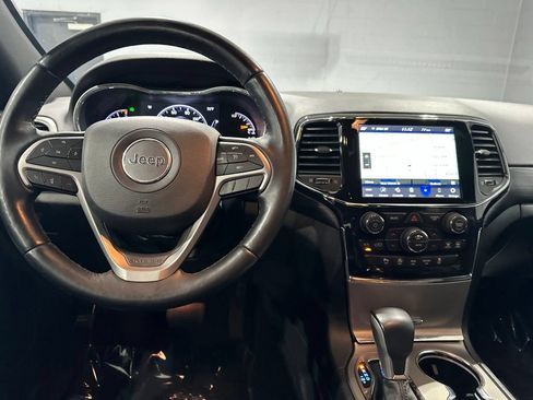 Used 2021 Jeep Grand Cherokee Laredo X AWD/4WD image 8