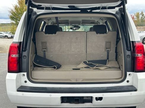Used 2018 Chevrolet Tahoe LT image 35