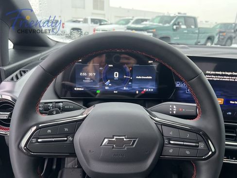 New 2026 Chevrolet Equinox EV RS AWD/4WD image 6