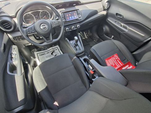 Certified 2025 Nissan Kicks Play S FWD image 19