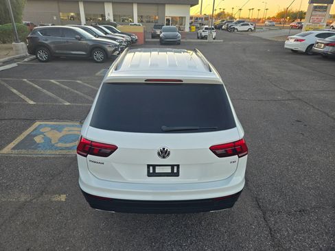 Used 2018 Volkswagen Tiguan S image 14