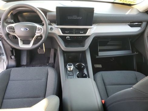 New 2026 Ford Explorer Active image 7