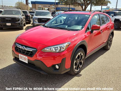 Used 2023 Subaru Crosstrek 2.0i Premium image 1