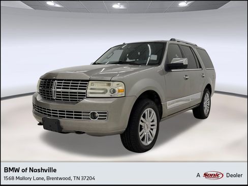 Used 2008 Lincoln Navigator 2WD image 1