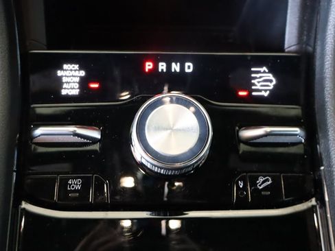 Used 2023 Jeep Grand Cherokee Overland AWD/4WD image 30