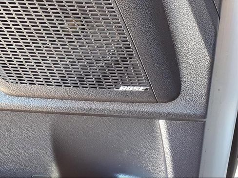 Used 2022 Kia Carnival SX Prestige image 23