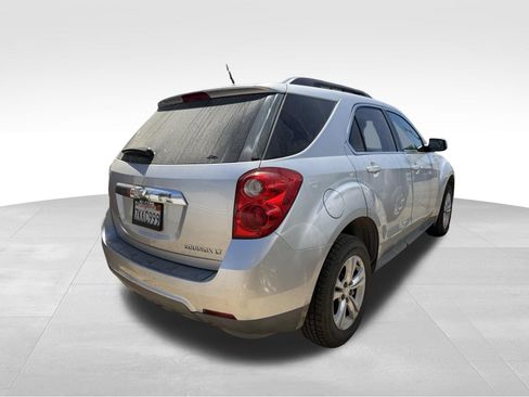Used 2012 Chevrolet Equinox LT w/ Driver Convenience Package FWD image 2