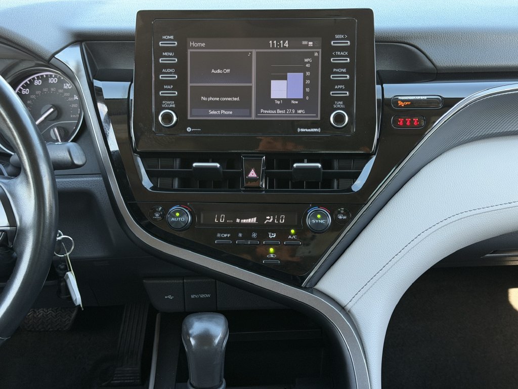 Used 2024 Toyota Camry SE FWD image 17