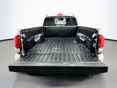 Used 2022 Toyota Tacoma SR w/ SX Package RWD image 9