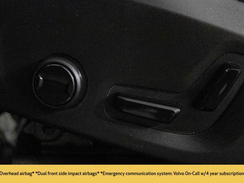 Used 2021 Volvo XC90 T6 Momentum w/ Protection Package image 22