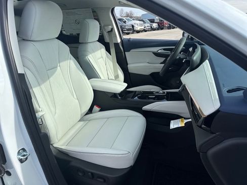 New 2026 Buick Envision Avenir image 14