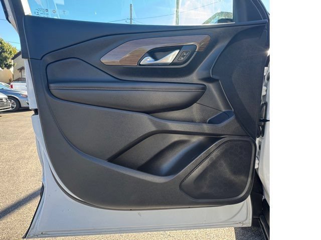 Used 2020 GMC Terrain SLE w/ Elevation Edition AWD/4WD image 7