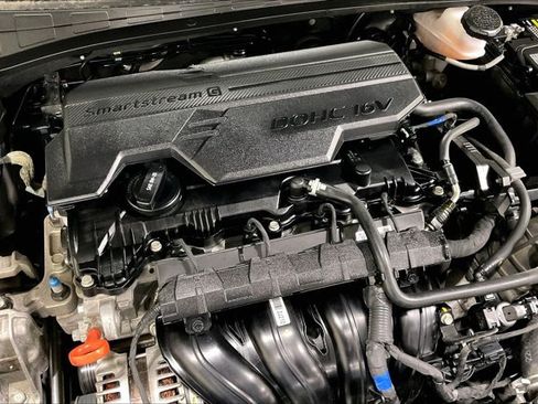 Used 2022 Hyundai Elantra SEL w/ Convenience Package FWD image 30