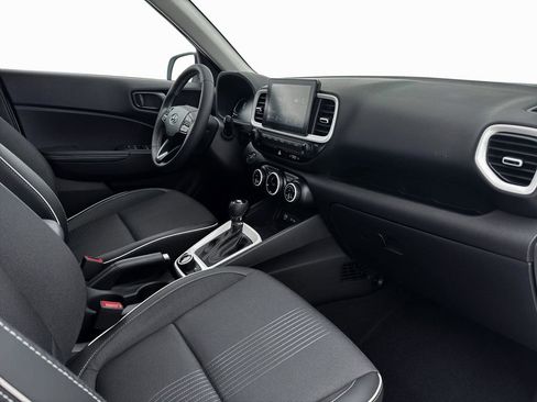 New 2026 Hyundai Venue SEL image 15