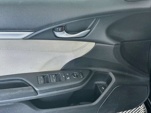 Used 2016 Honda Civic EX image 17