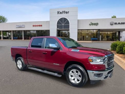 Used 2023 RAM 1500 Laramie AWD/4WD image 2