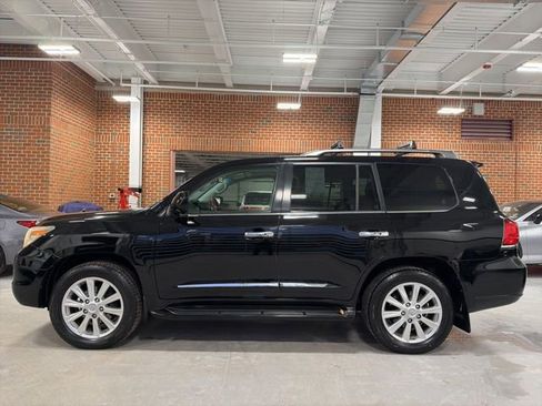 Used 2010 Lexus LX 570 4WD image 4