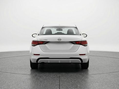 Used 2025 Nissan Sentra SV image 7