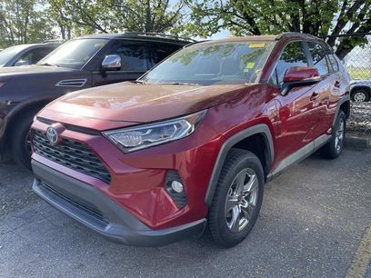Used 2021 Toyota RAV4 XLE w/ Convenience Package
