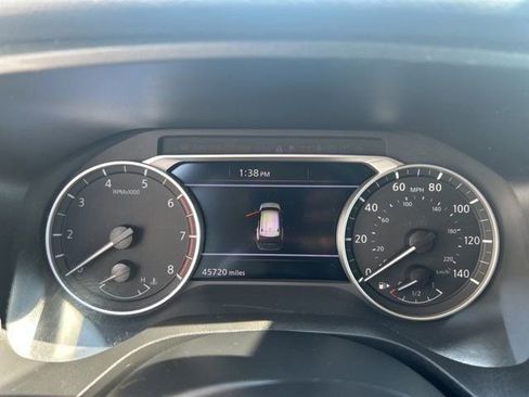 Used 2024 Nissan Rogue S AWD/4WD image 14