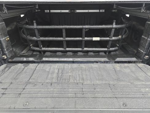 Used 2022 Nissan Frontier Pro-X image 12