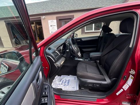 Used 2017 Subaru Legacy 2.5i Premium AWD/4WD image 17