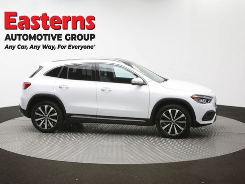 Used 2023 Mercedes-Benz GLA 250 4MATIC w/ Premium Package image 49