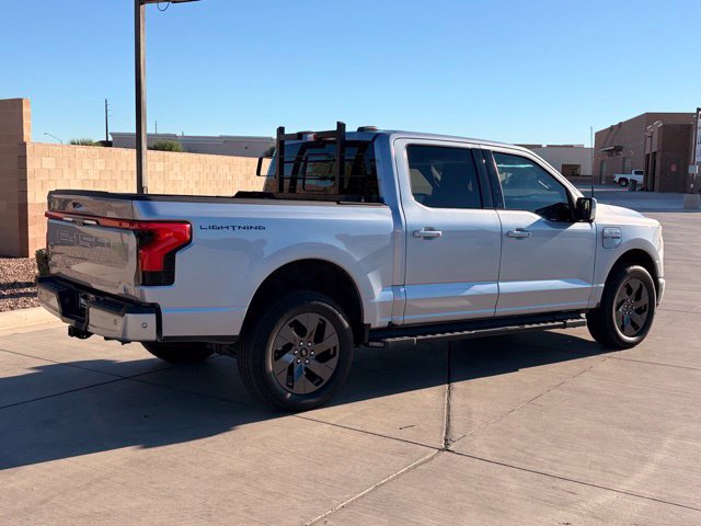 Used 2022 Ford F150 Lightning Lariat AWD/4WD image 7