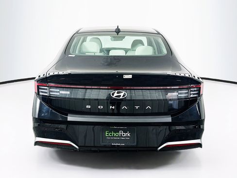 Used 2025 Hyundai Sonata SEL FWD image 7