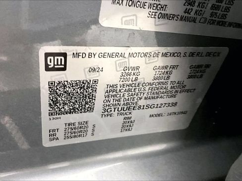 Used 2025 GMC Sierra 1500 AT4 w/ AT4 Premium Package AWD/4WD image 19