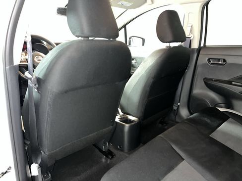 Used 2022 Nissan Versa SV FWD image 24