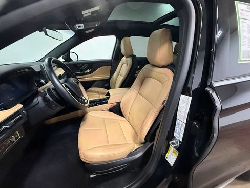Used 2022 Lincoln Corsair Reserve w/ Equipment Group 201A AWD/4WD image 12